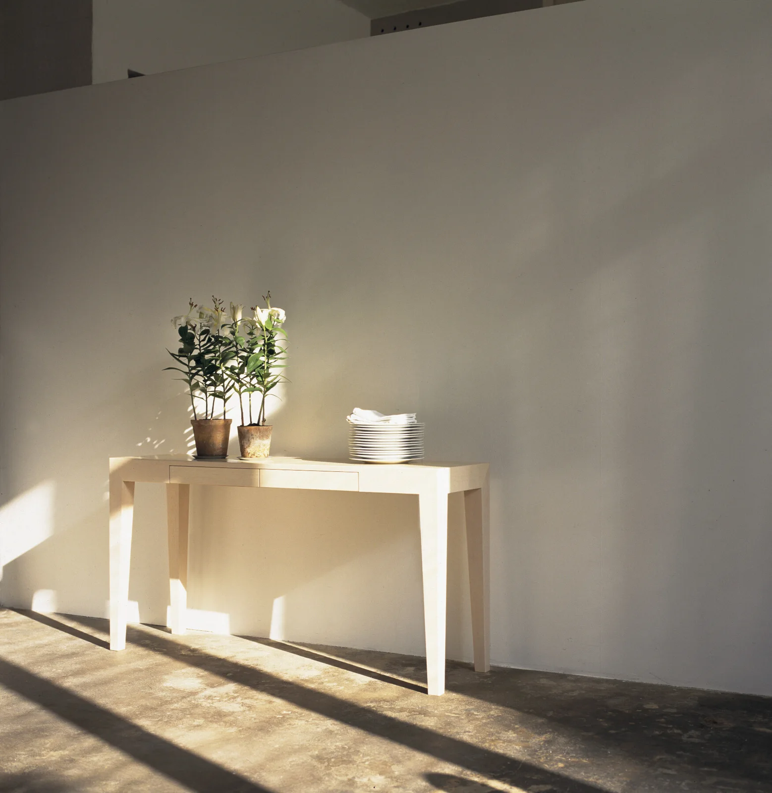 rinta.la — Furniture & Bespoke Woodwork